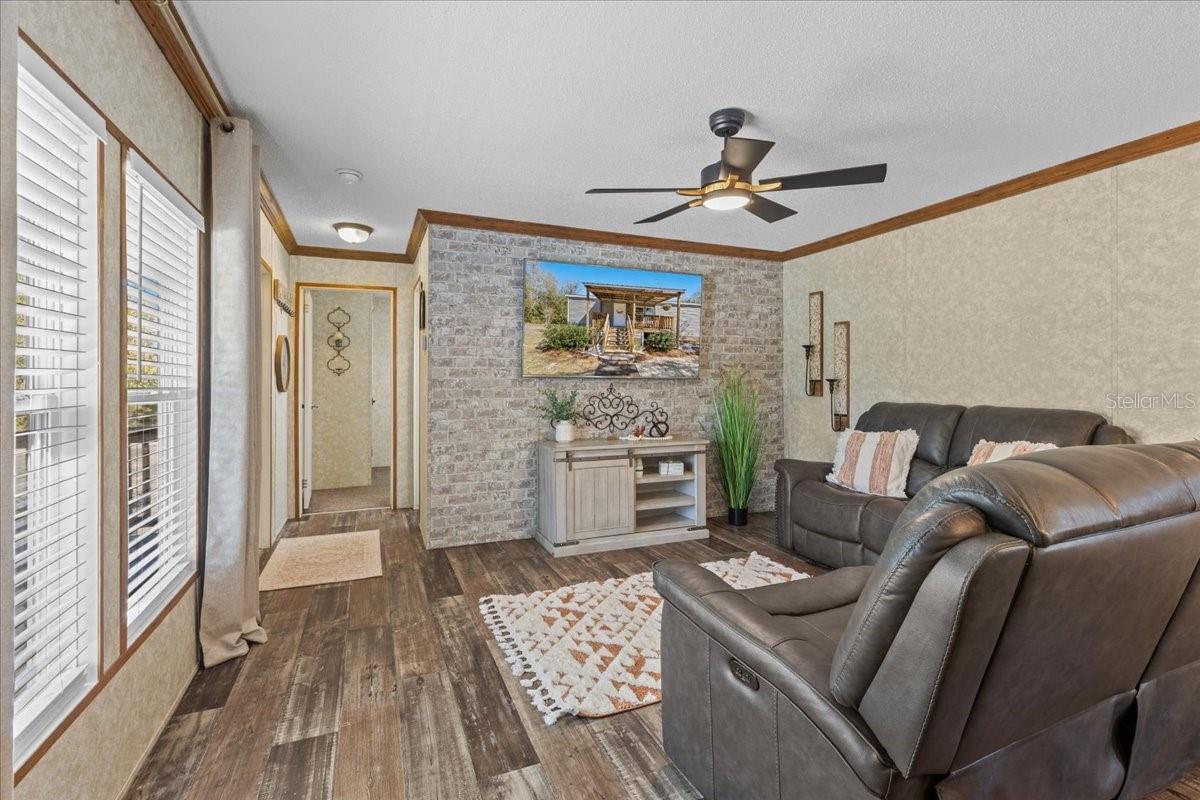 Image 59 of 98 For 771 Choctaw Avenue