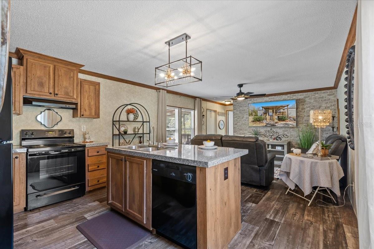 Image 60 of 98 For 771 Choctaw Avenue