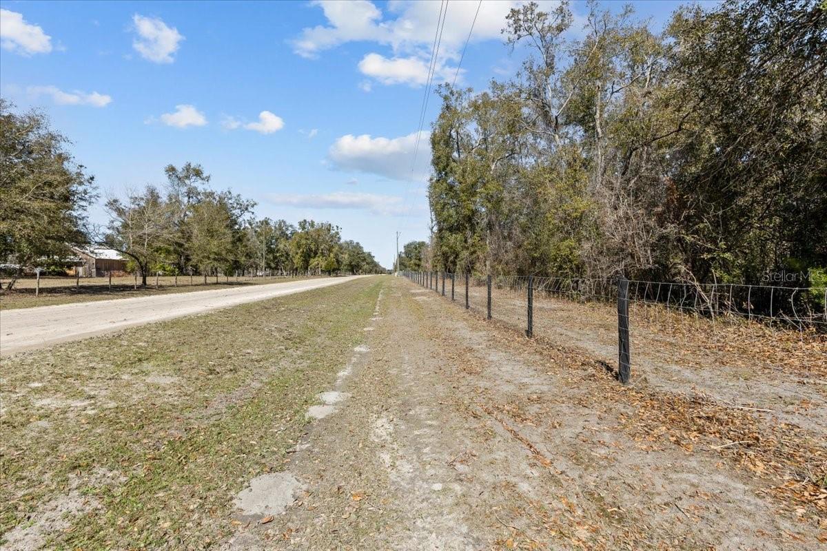 Image 84 of 98 For 771 Choctaw Avenue