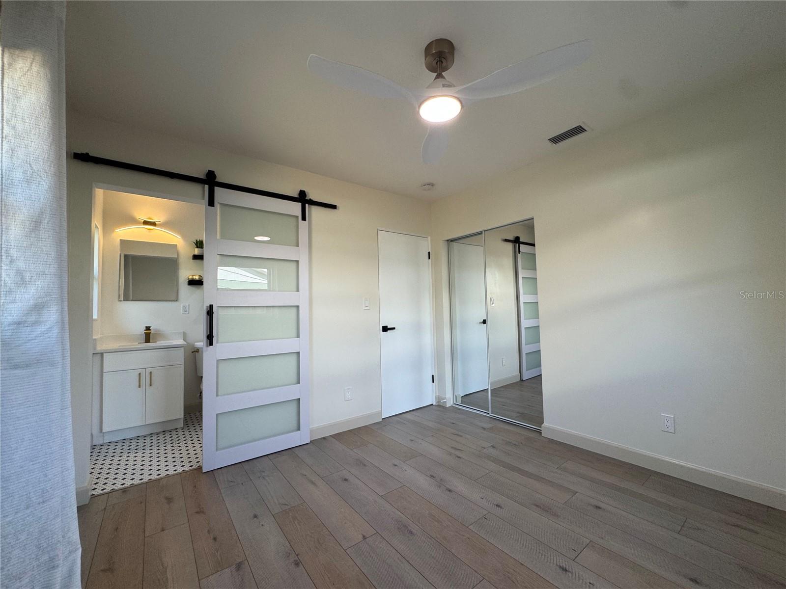 Image 25 of 81 For 1500 Carson Circle Ne