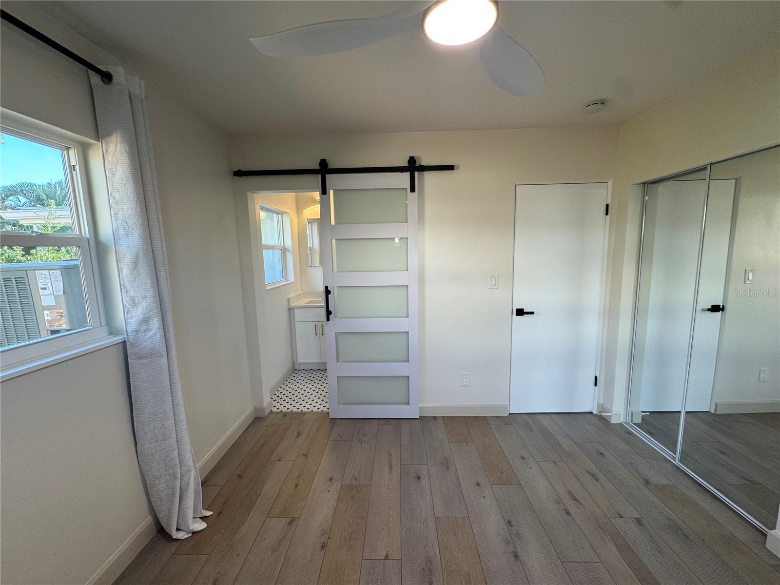 Image 26 of 81 For 1500 Carson Circle Ne