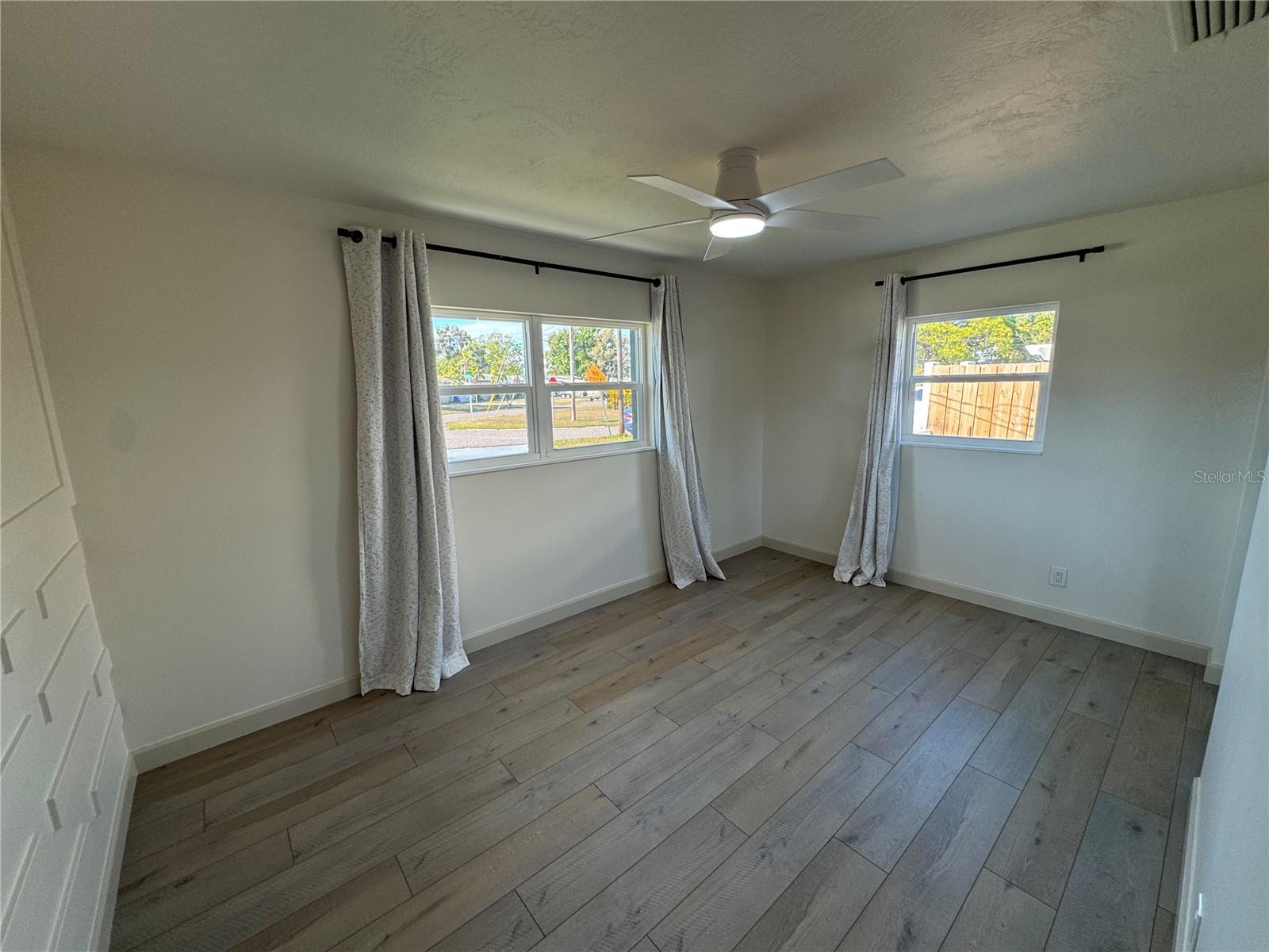 Image 30 of 81 For 1500 Carson Circle Ne