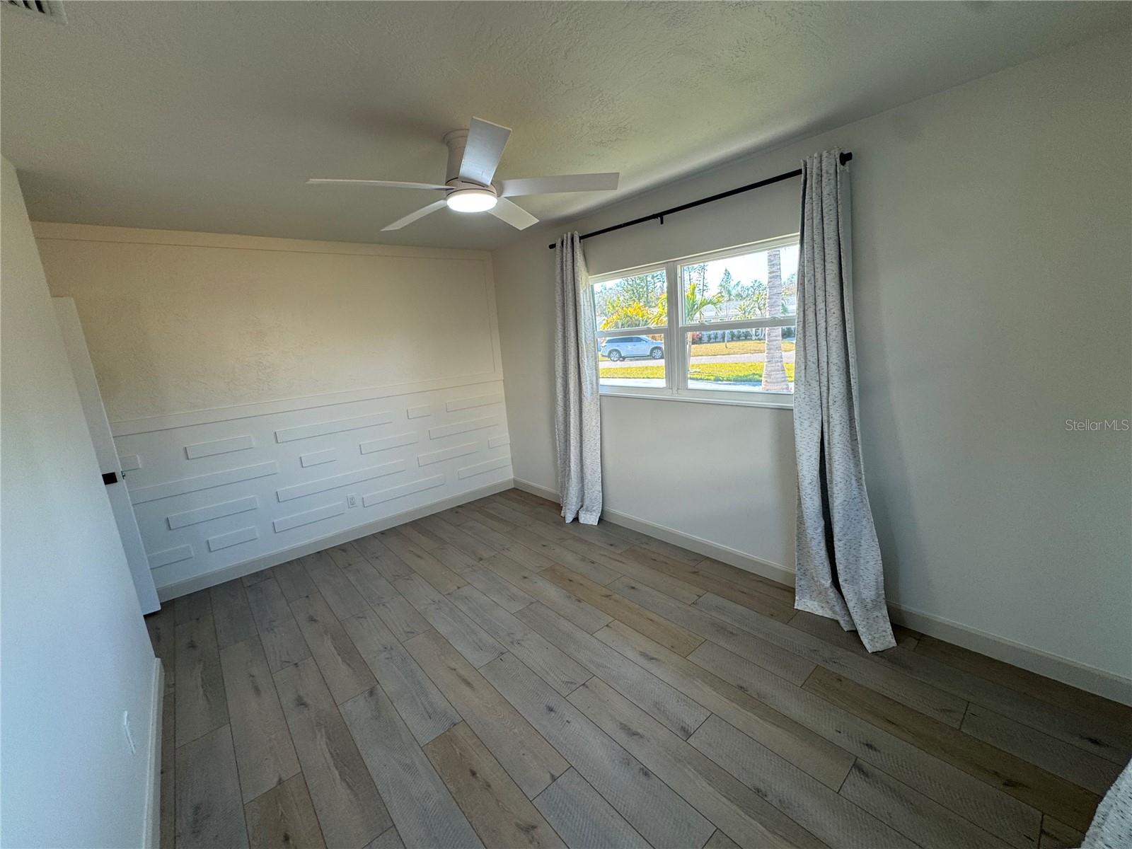 Image 31 of 81 For 1500 Carson Circle Ne