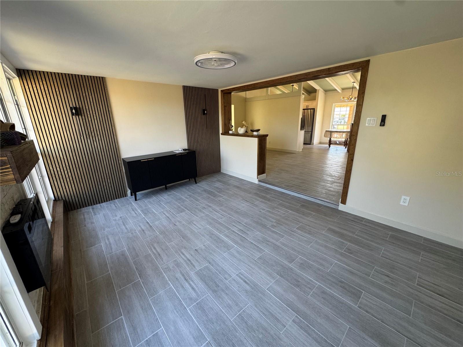 Image 40 of 81 For 1500 Carson Circle Ne