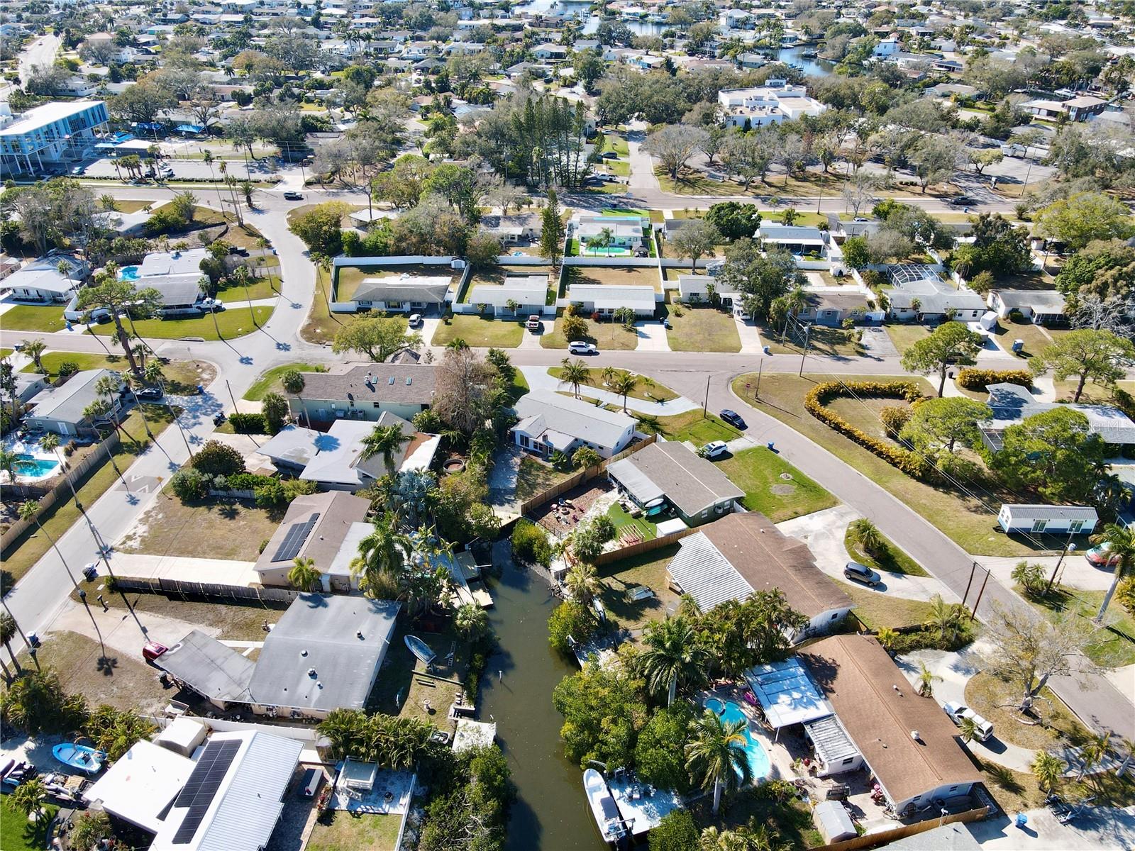 Image 64 of 81 For 1500 Carson Circle Ne