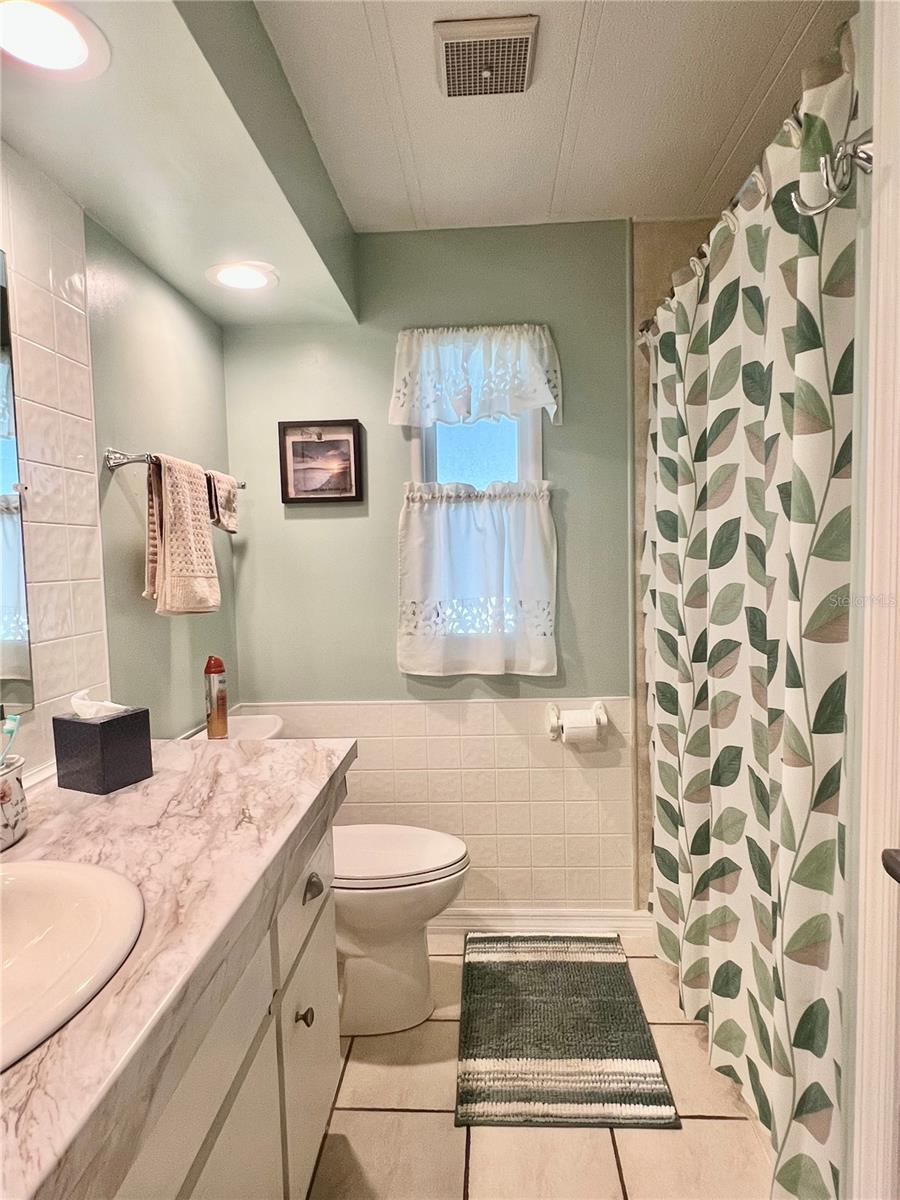 Image 27 of 68 For 1100 Belcher Road S 15