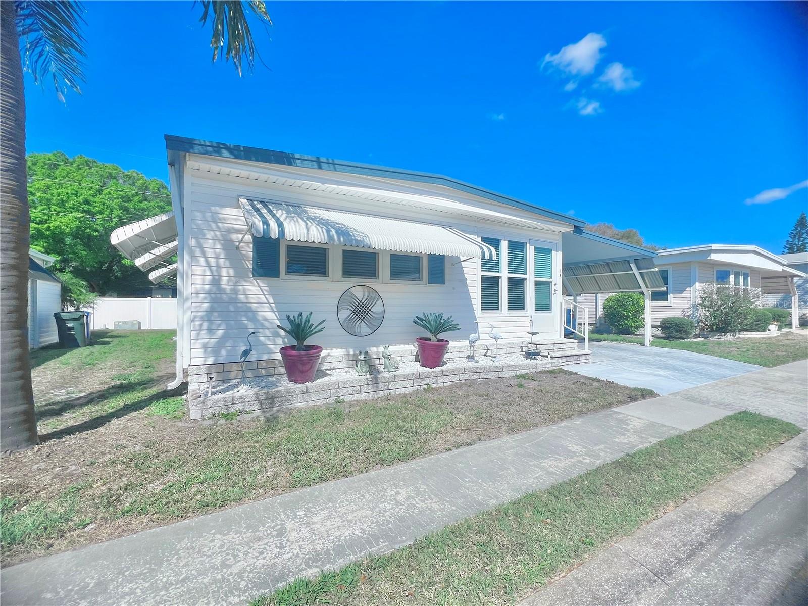 Image 3 of 68 For 1100 Belcher Road S 15