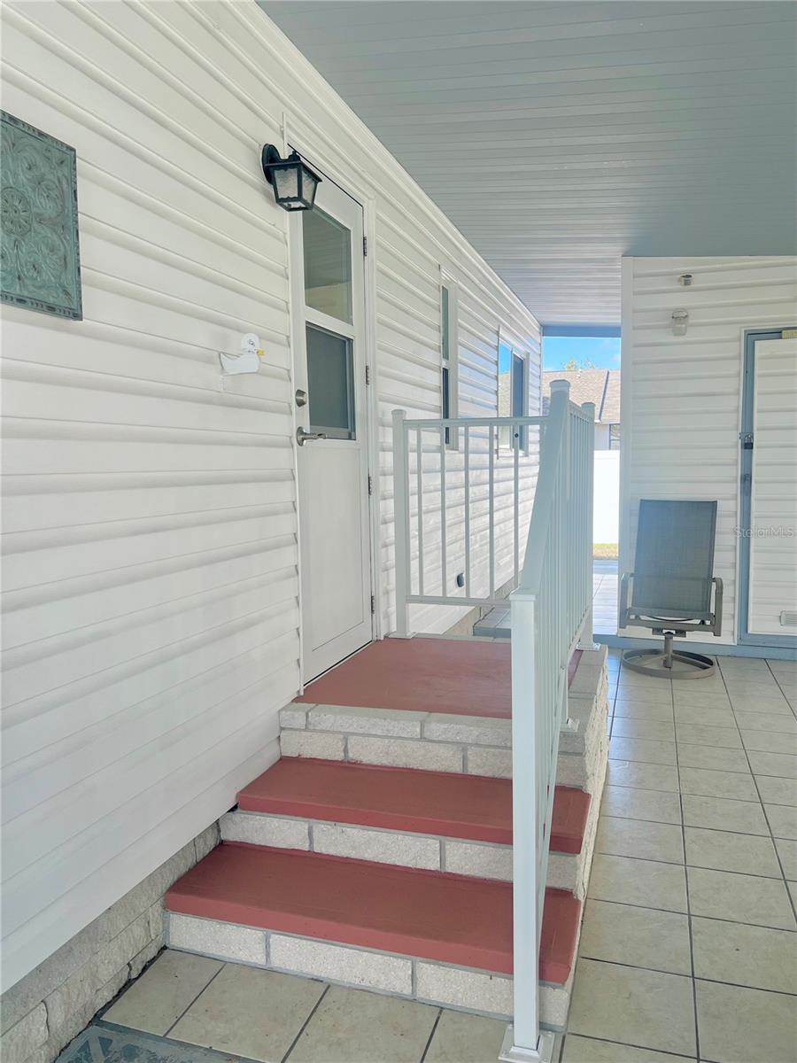 Image 4 of 68 For 1100 Belcher Road S 15