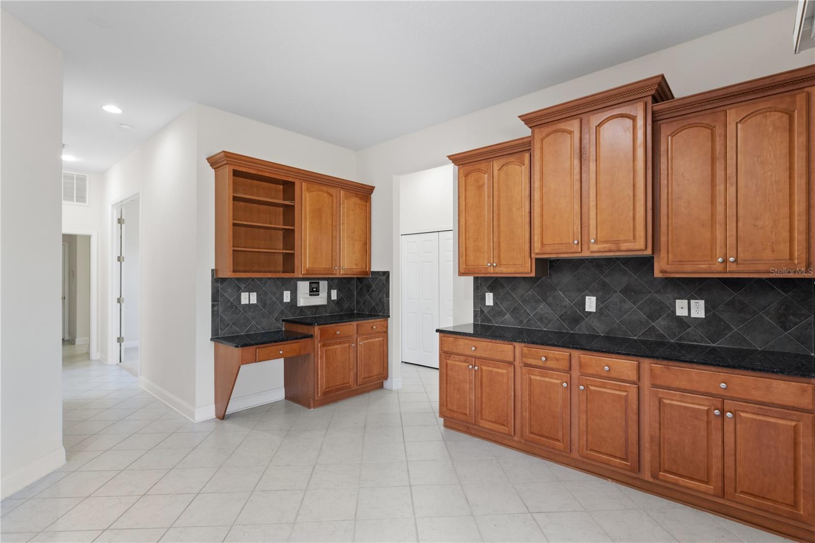 Image 13 of 49 For 16637 Ashton Green Drive