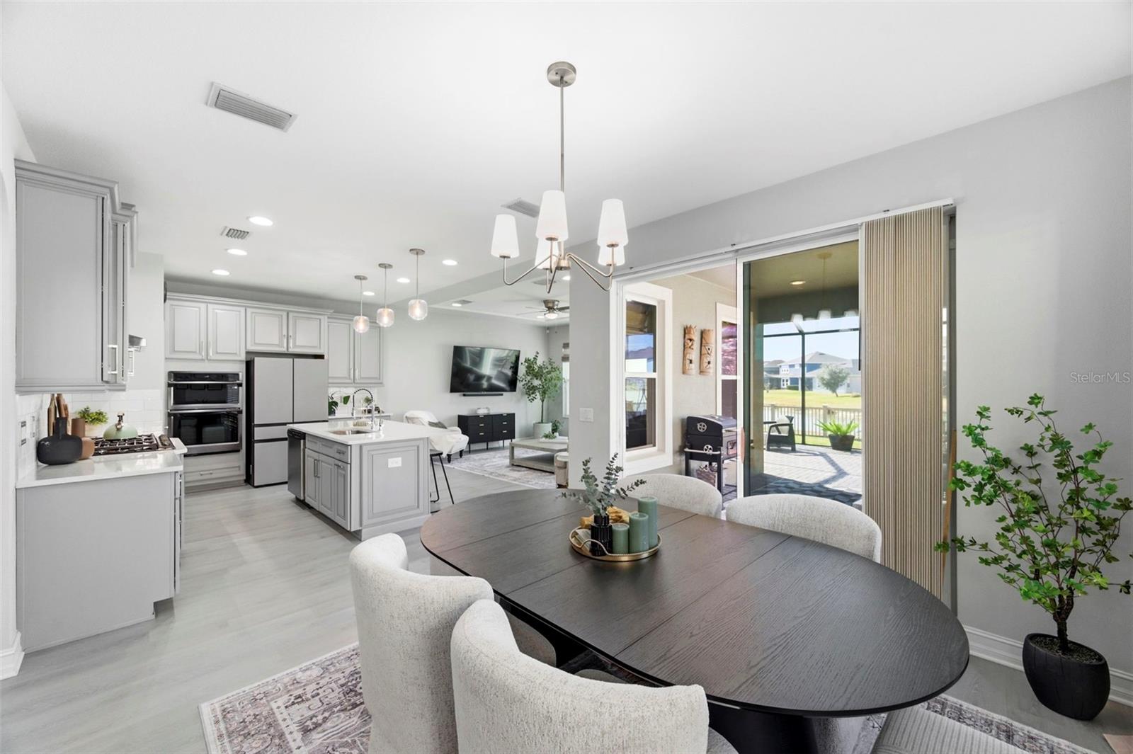 Listing photo id 10 for 29011 Trevi Place