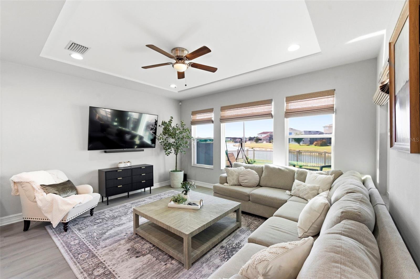 Listing photo id 17 for 29011 Trevi Place