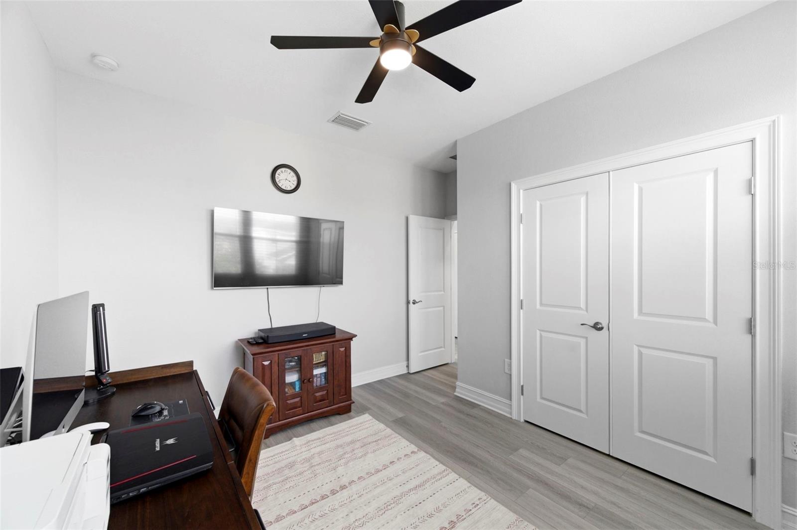 Listing photo id 29 for 29011 Trevi Place