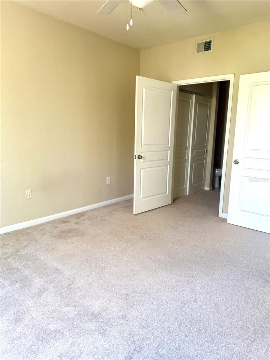 Image 9 of 31 For 5125 Palm Springs Boulevard 13206