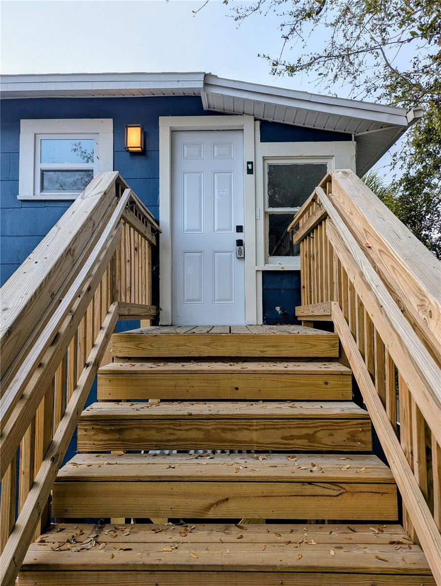 Details for 832 14th Street N 1-2, ST PETERSBURG, FL 33705