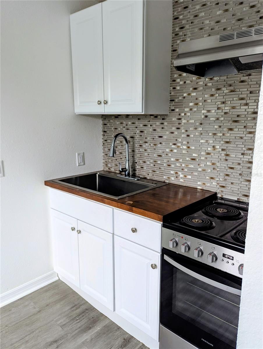 Image 7 of 14 For 832 14th Street N 1-2