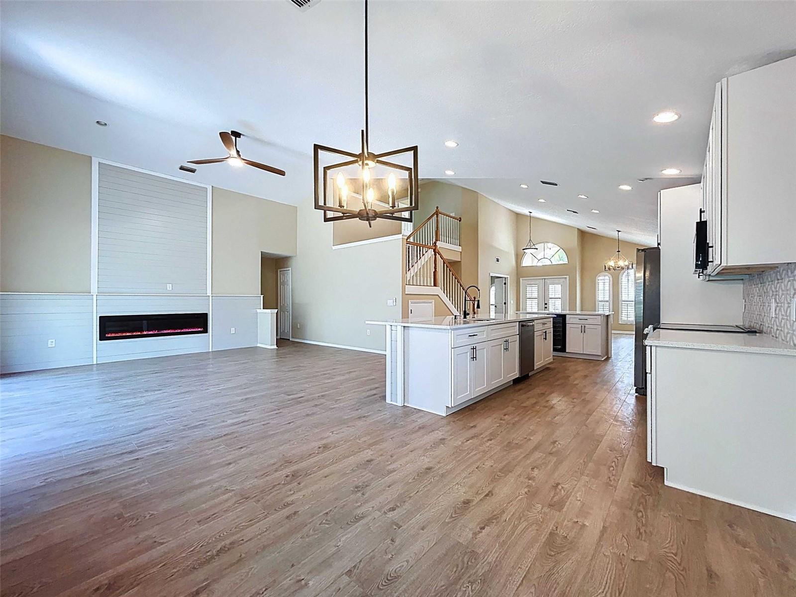 Image 12 of 64 For 7703 British Open Way