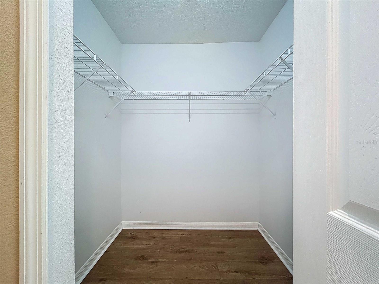 Image 28 of 64 For 7703 British Open Way