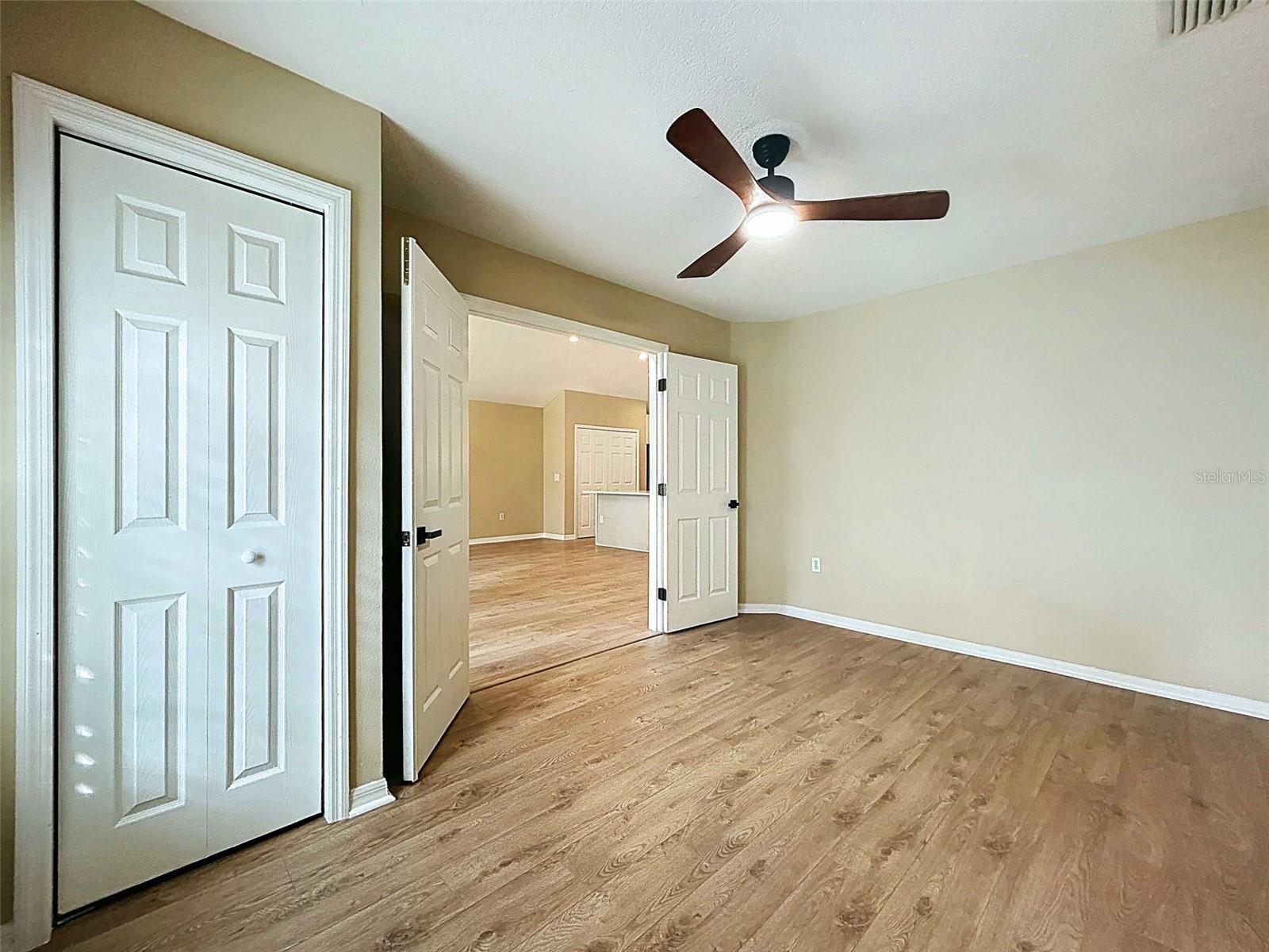 Image 29 of 64 For 7703 British Open Way