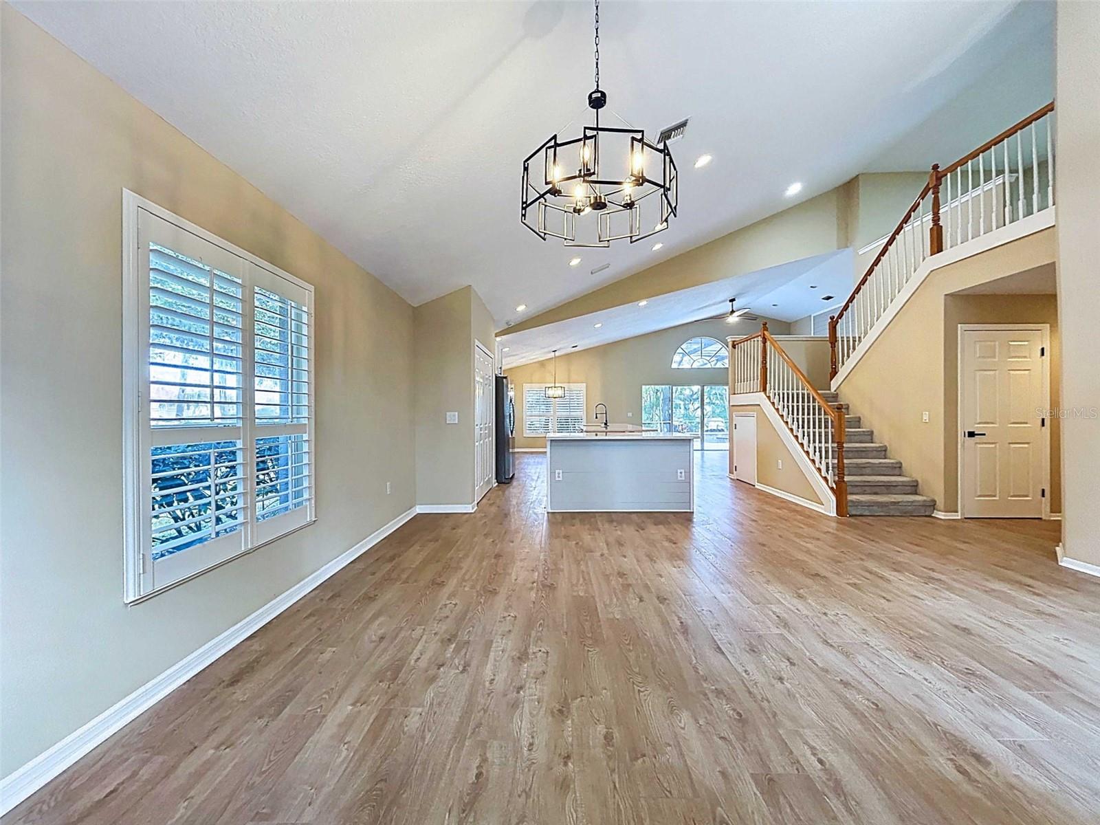 Image 3 of 64 For 7703 British Open Way