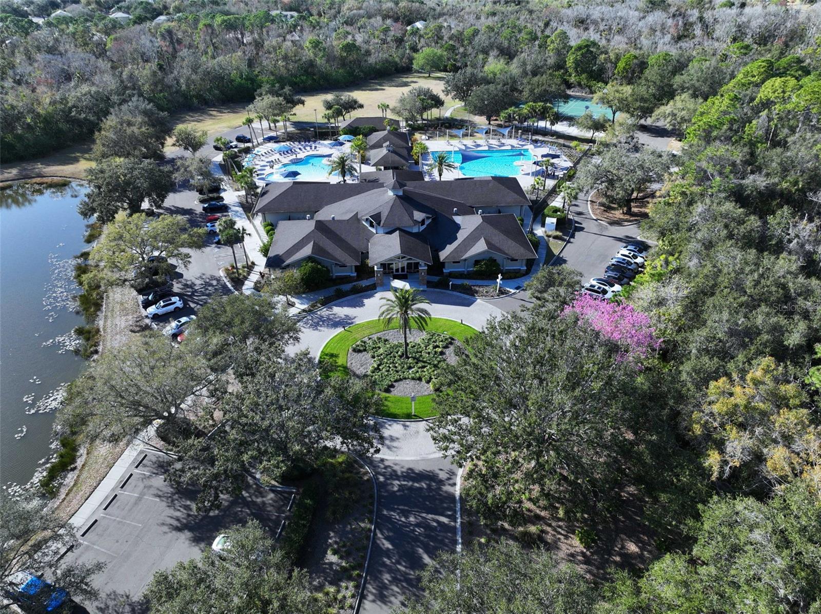 Image 62 of 64 For 7703 British Open Way