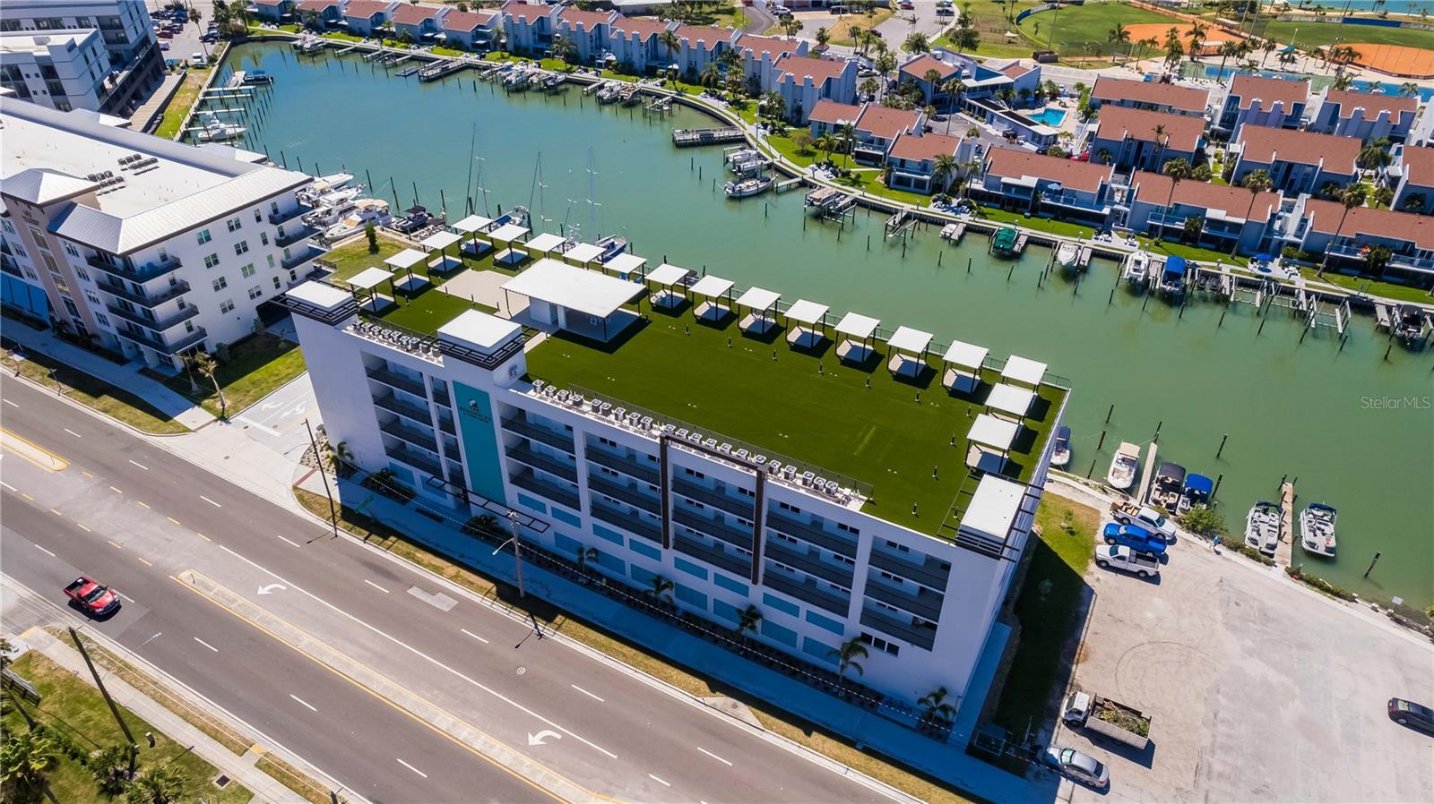 Image 4 of 60 For 400 150th Avenue 504