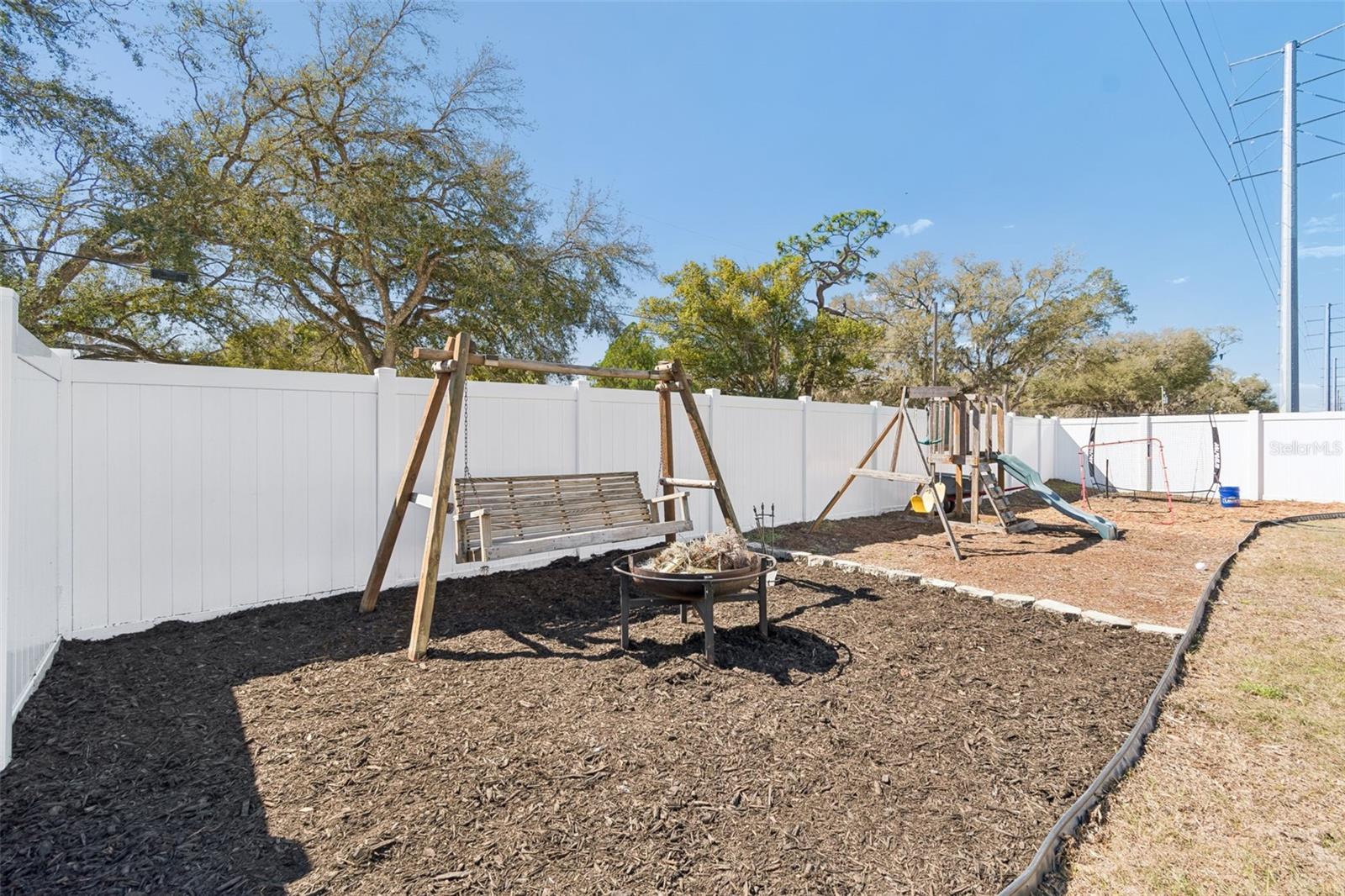 Image 18 of 65 For 36710 Monahan Drive