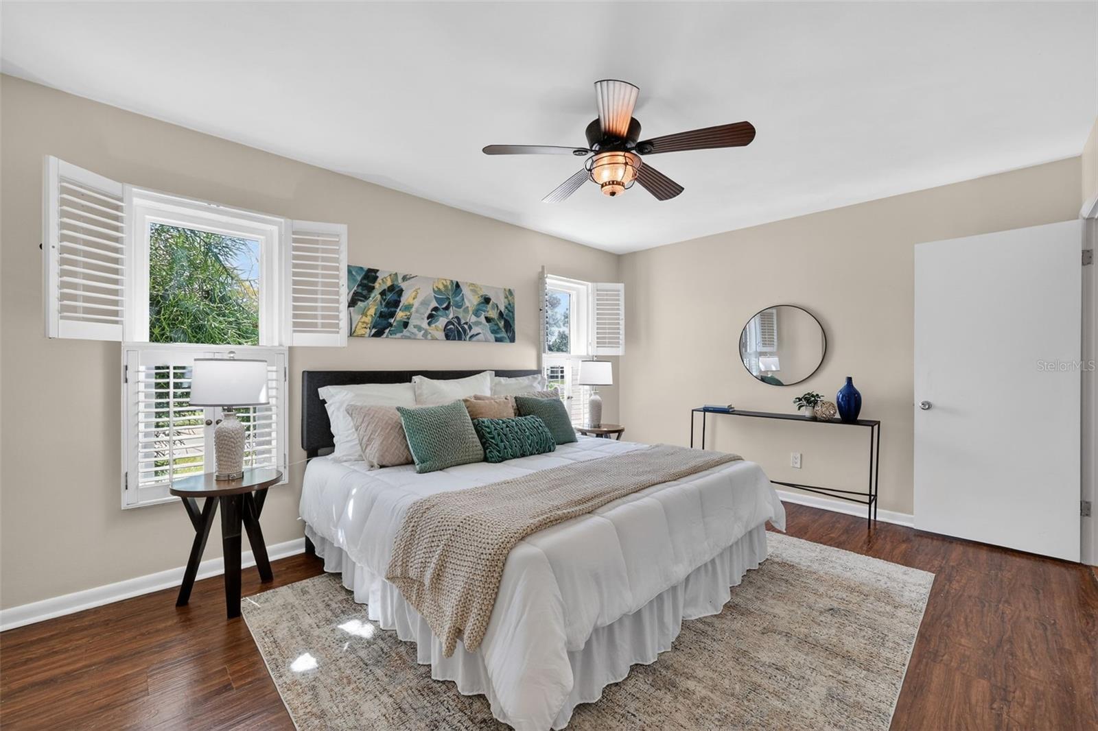 Listing photo id 30 for 2264 St Charles Drive