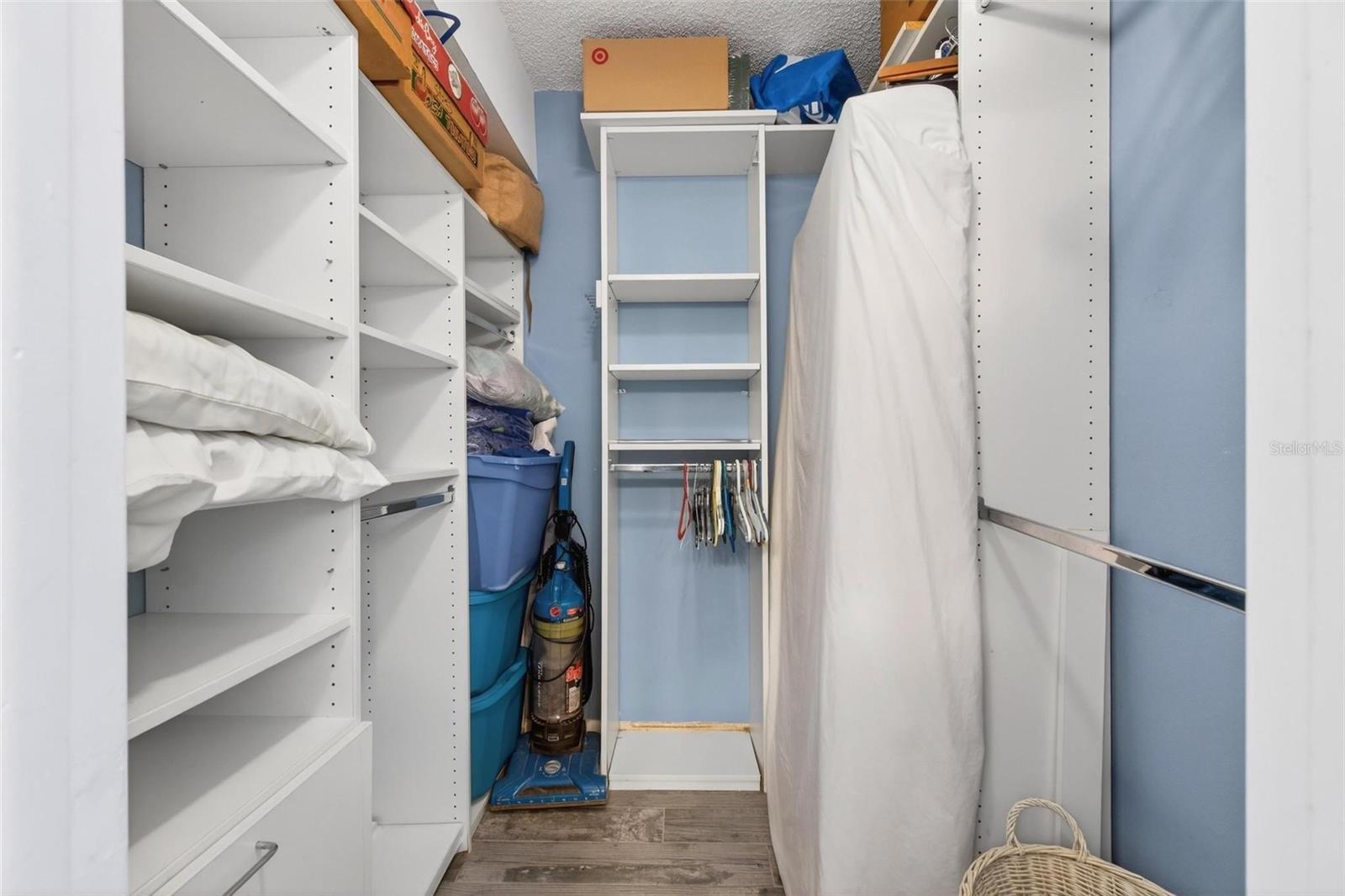 Image 20 of 31 For 2616 Cove Cay Drive 703