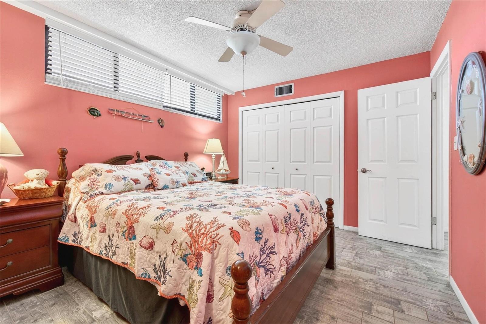 Image 24 of 31 For 2616 Cove Cay Drive 703