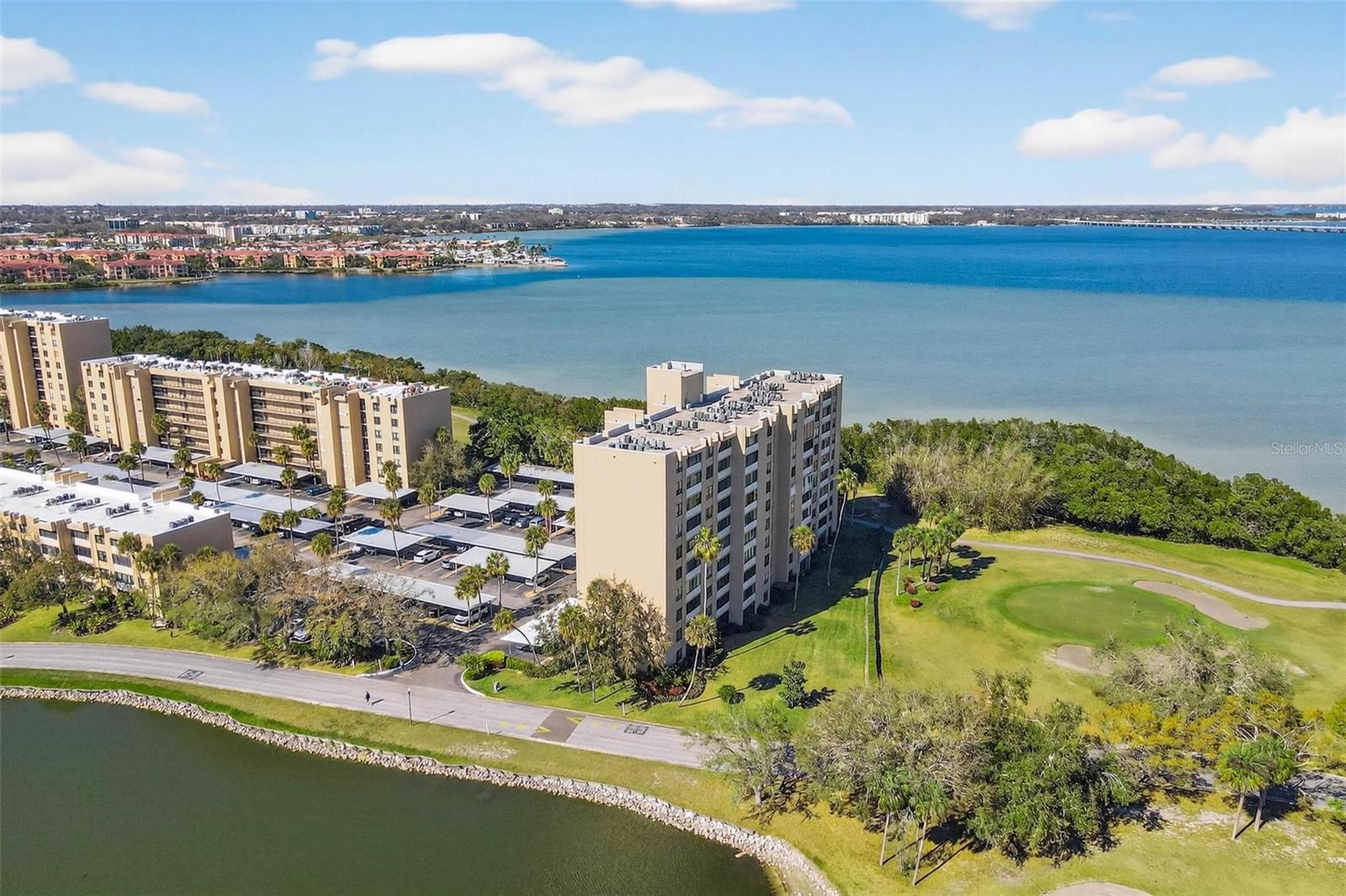 Image 27 of 31 For 2616 Cove Cay Drive 703