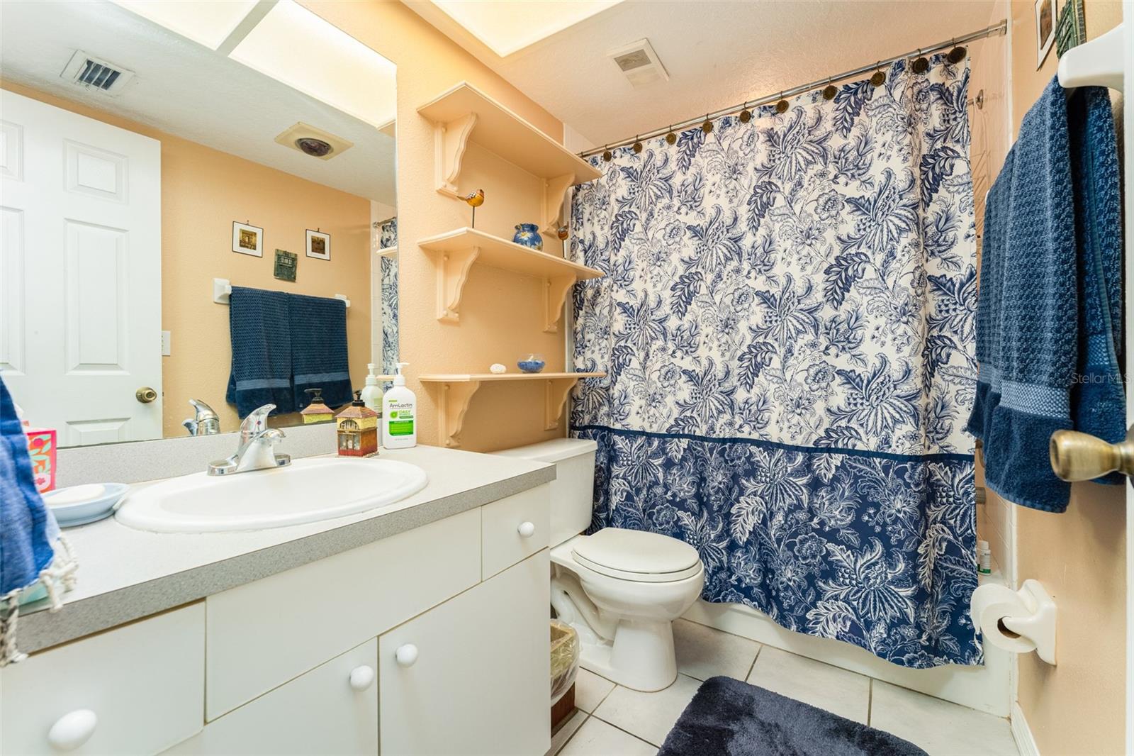 Image 22 of 38 For 9936 Indian Key Trail 22