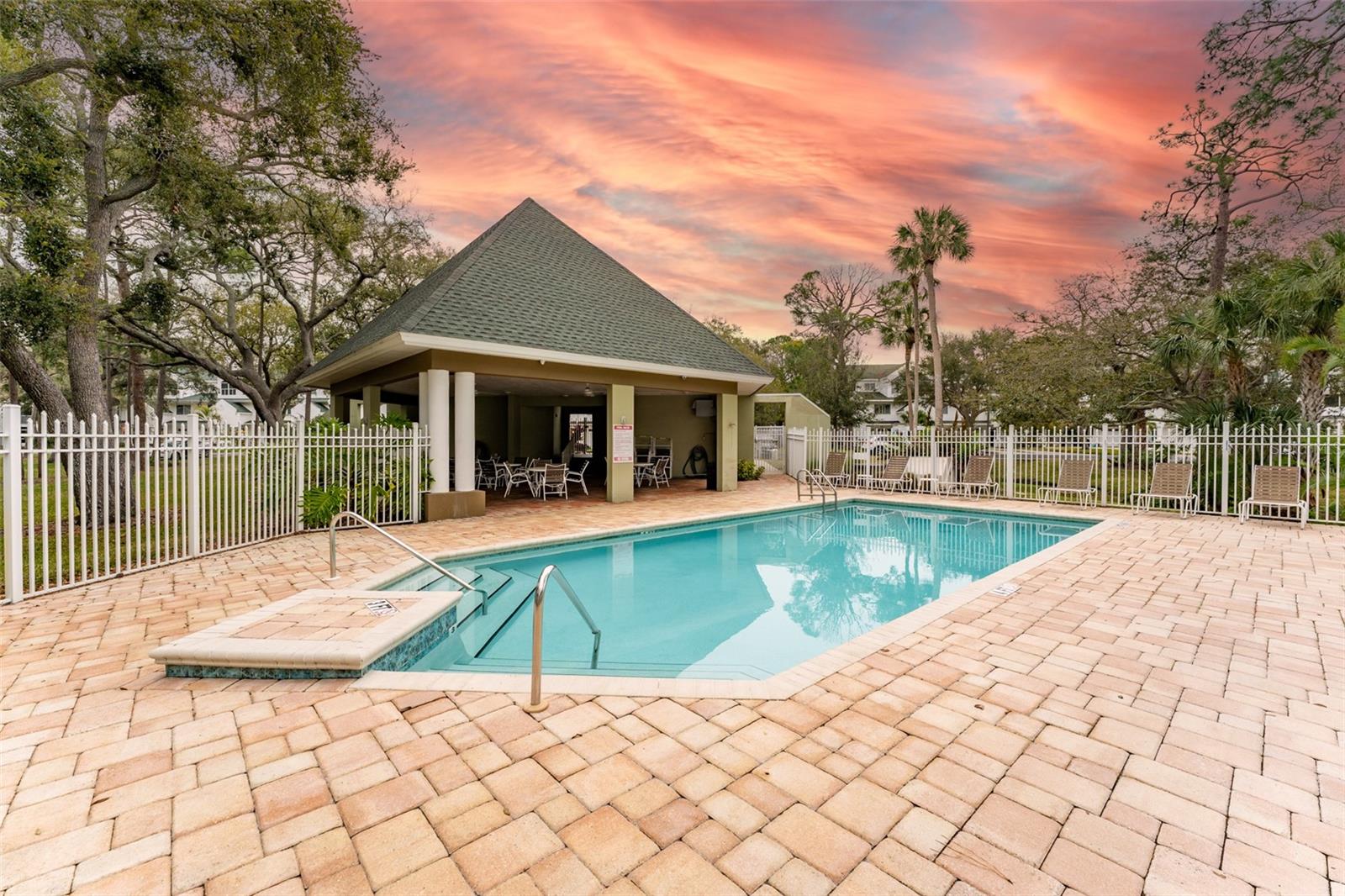 Image 32 of 38 For 9936 Indian Key Trail 22