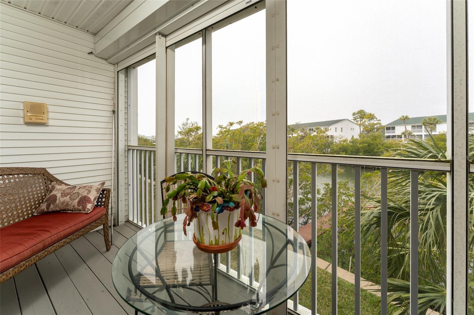 Image 8 of 38 For 9936 Indian Key Trail 22