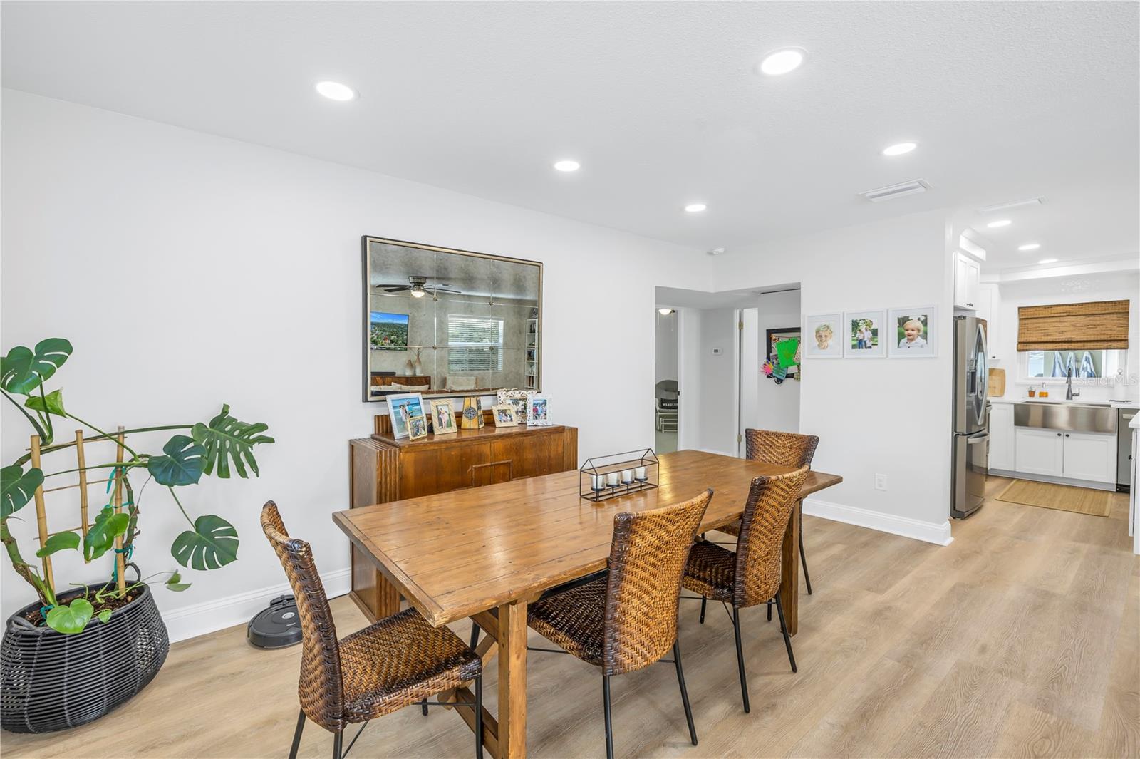 Listing photo id 4 for 140 31st Avenue N