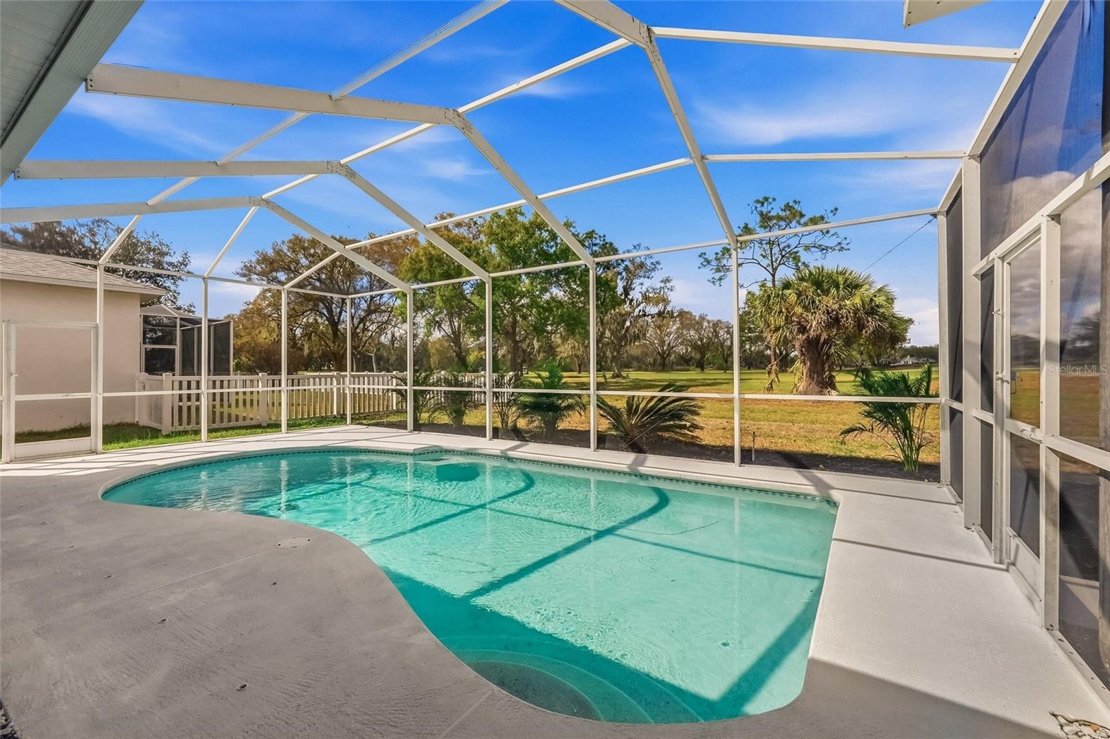 Image 29 of 36 For 2116 Golf Manor Boulevard