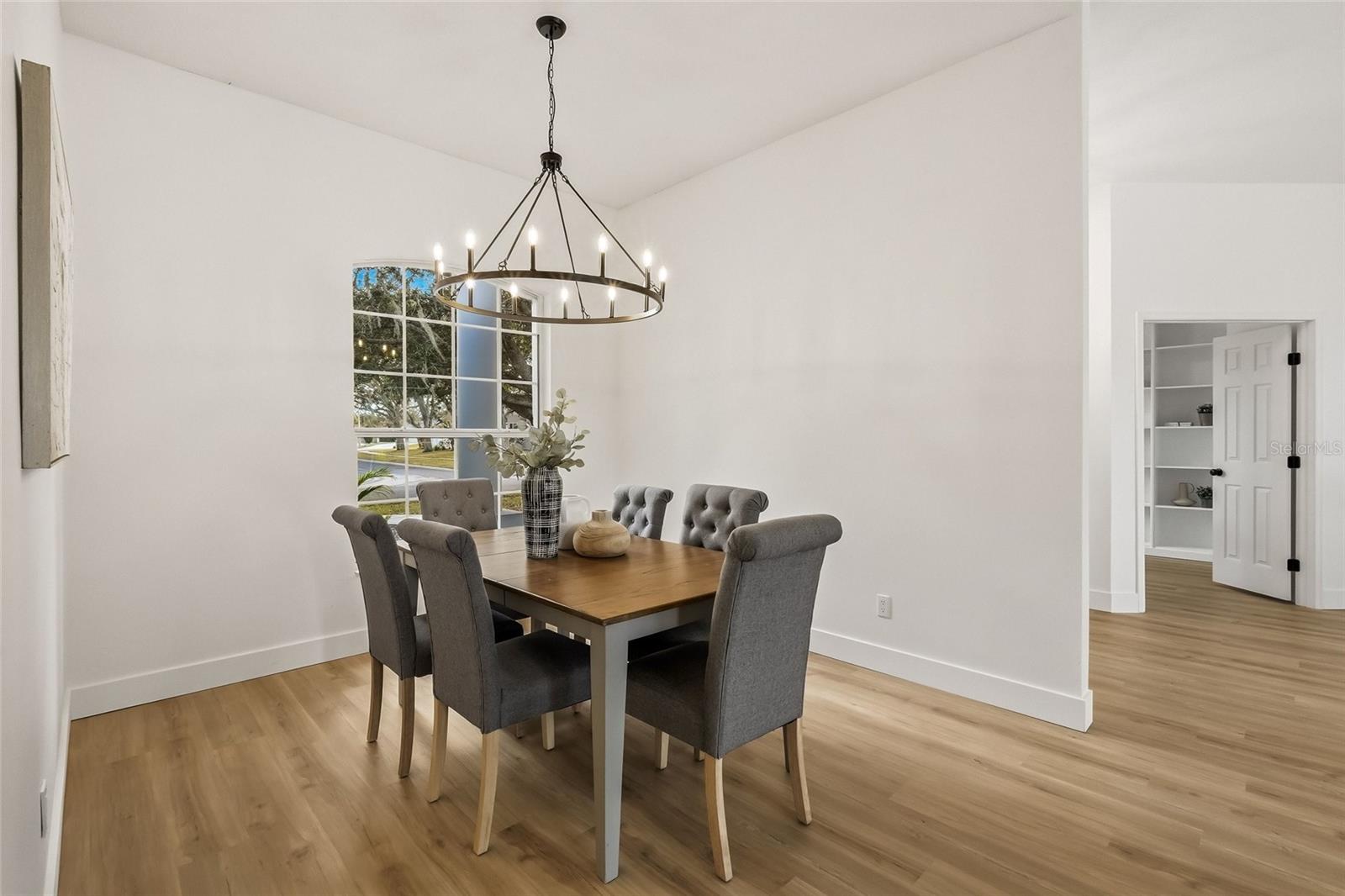 Image 5 of 36 For 2116 Golf Manor Boulevard