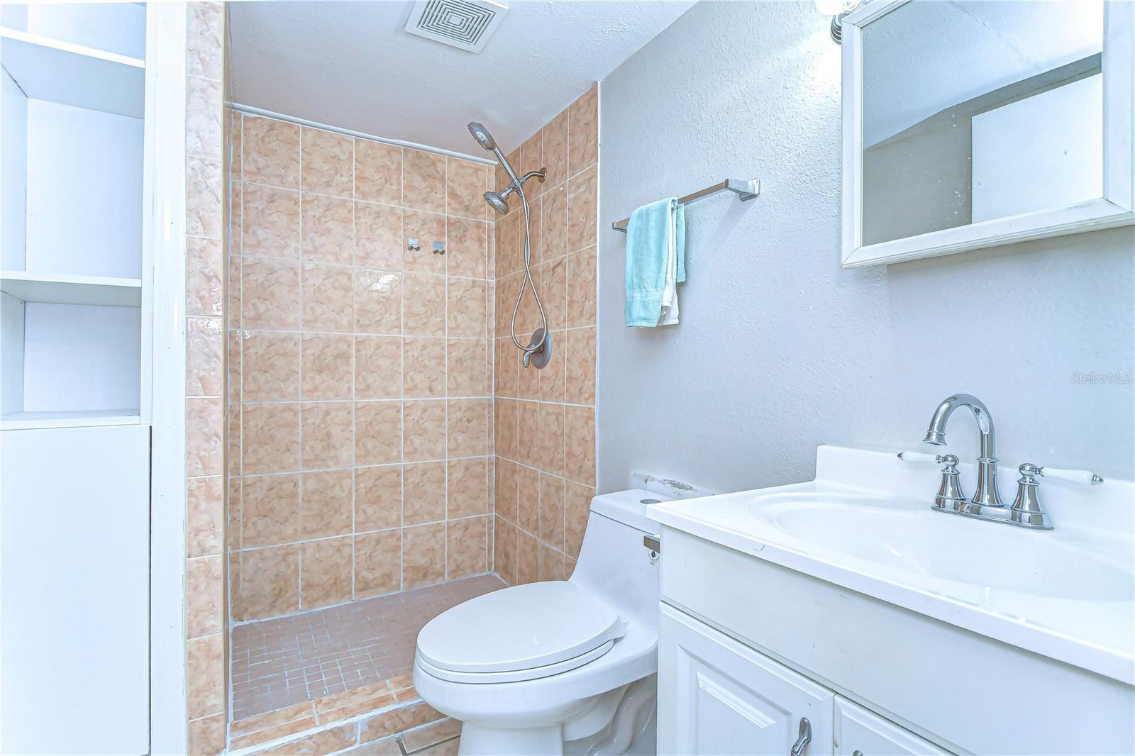 Image 13 of 27 For 6 Bayou Lane