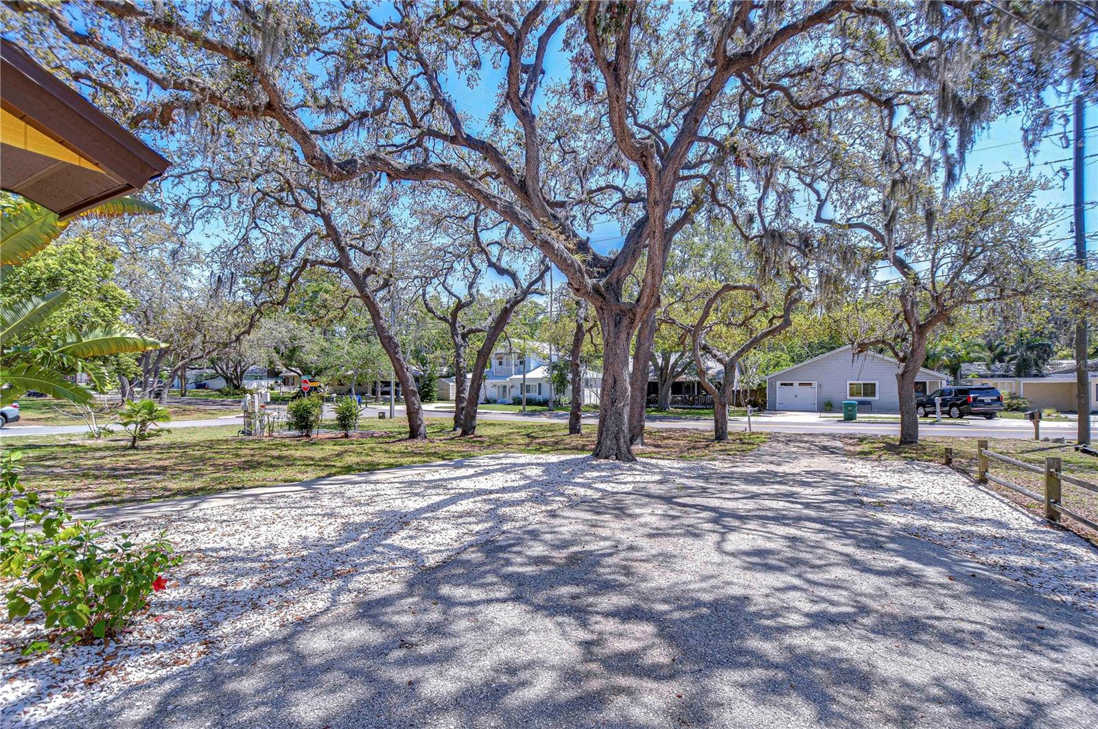 Image 22 of 27 For 6 Bayou Lane