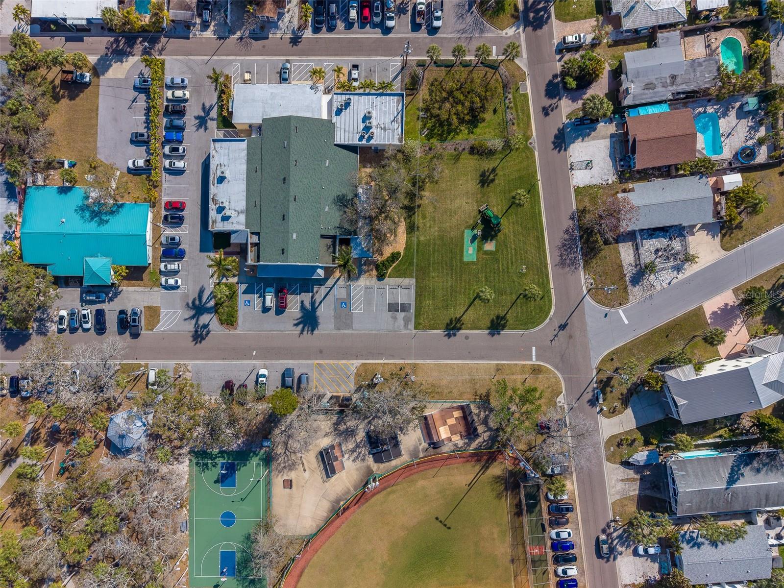 Image 16 of 55 For 1217 Bay Shore Boulevard