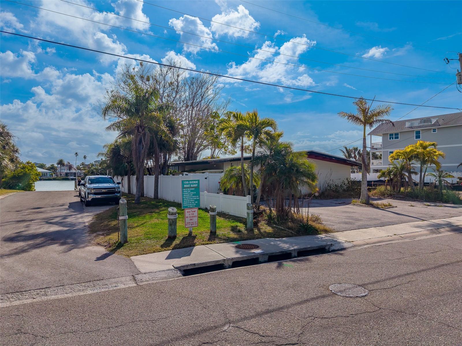 Image 37 of 55 For 1217 Bay Shore Boulevard