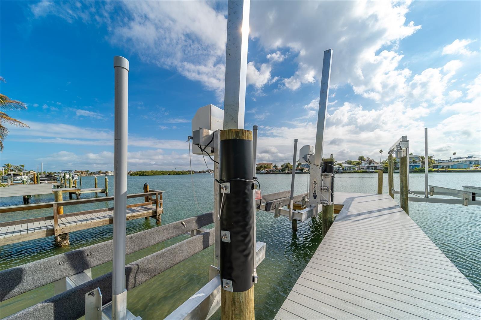 Image 4 of 55 For 1217 Bay Shore Boulevard