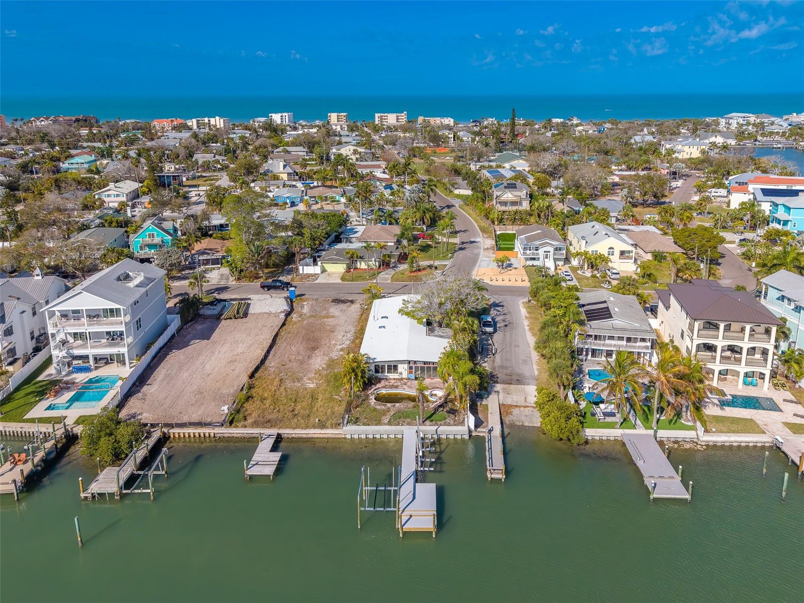 Image 44 of 55 For 1217 Bay Shore Boulevard