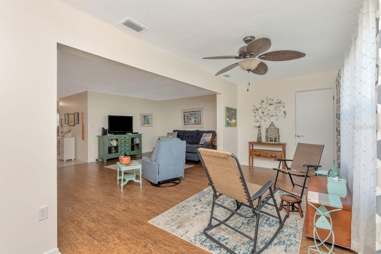 Image 16 of 50 For 3128 59th Street S 211