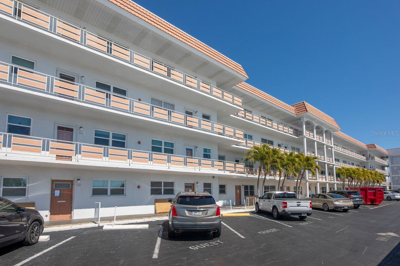 Image 37 of 50 For 3128 59th Street S 211