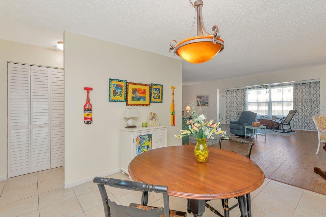 Image 6 of 50 For 3128 59th Street S 211