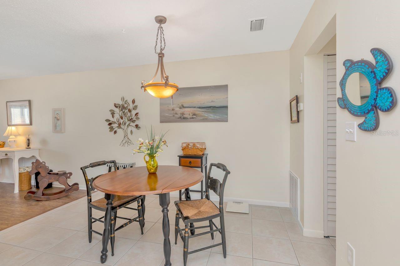 Image 7 of 50 For 3128 59th Street S 211