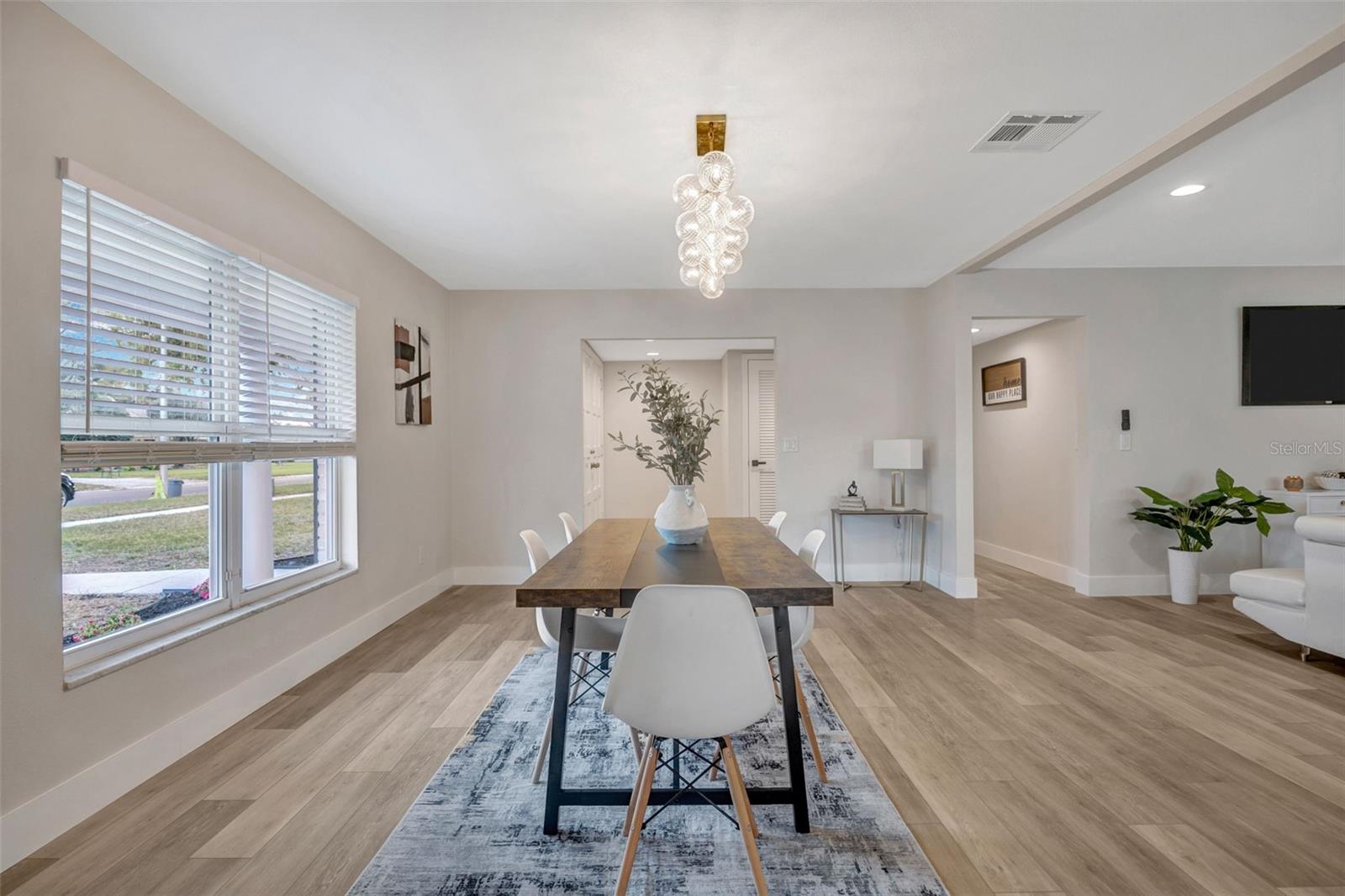 Image 13 of 51 For 10408 Butia Place