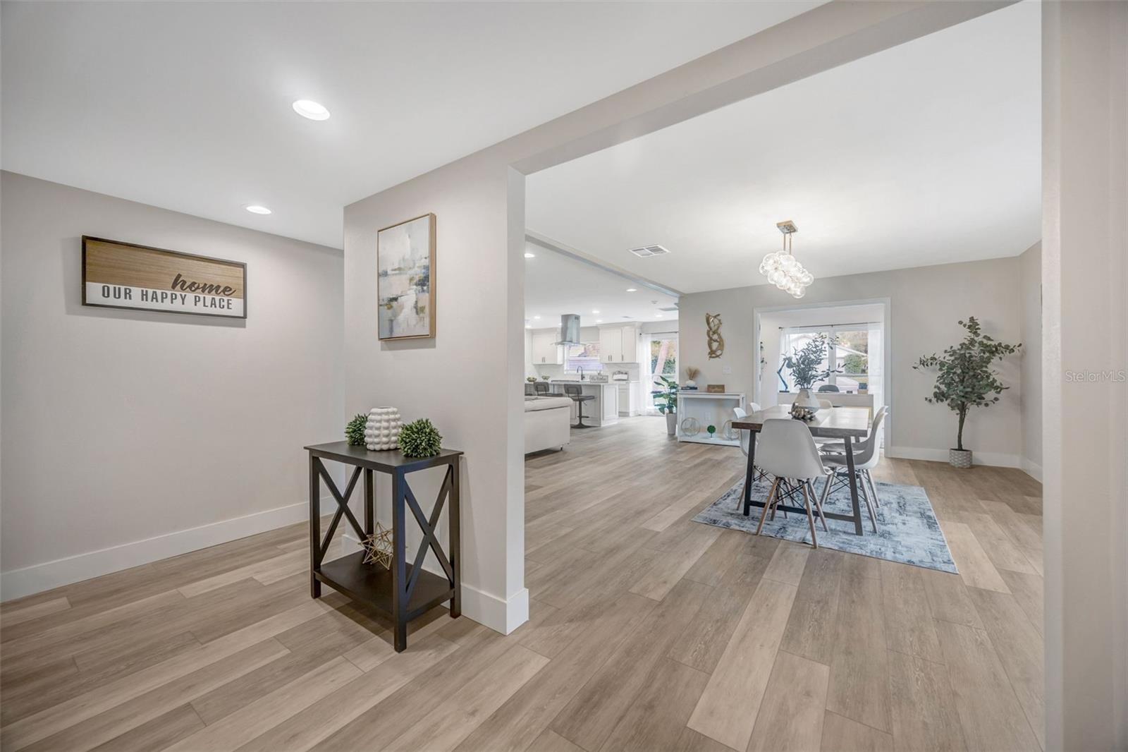 Image 22 of 51 For 10408 Butia Place