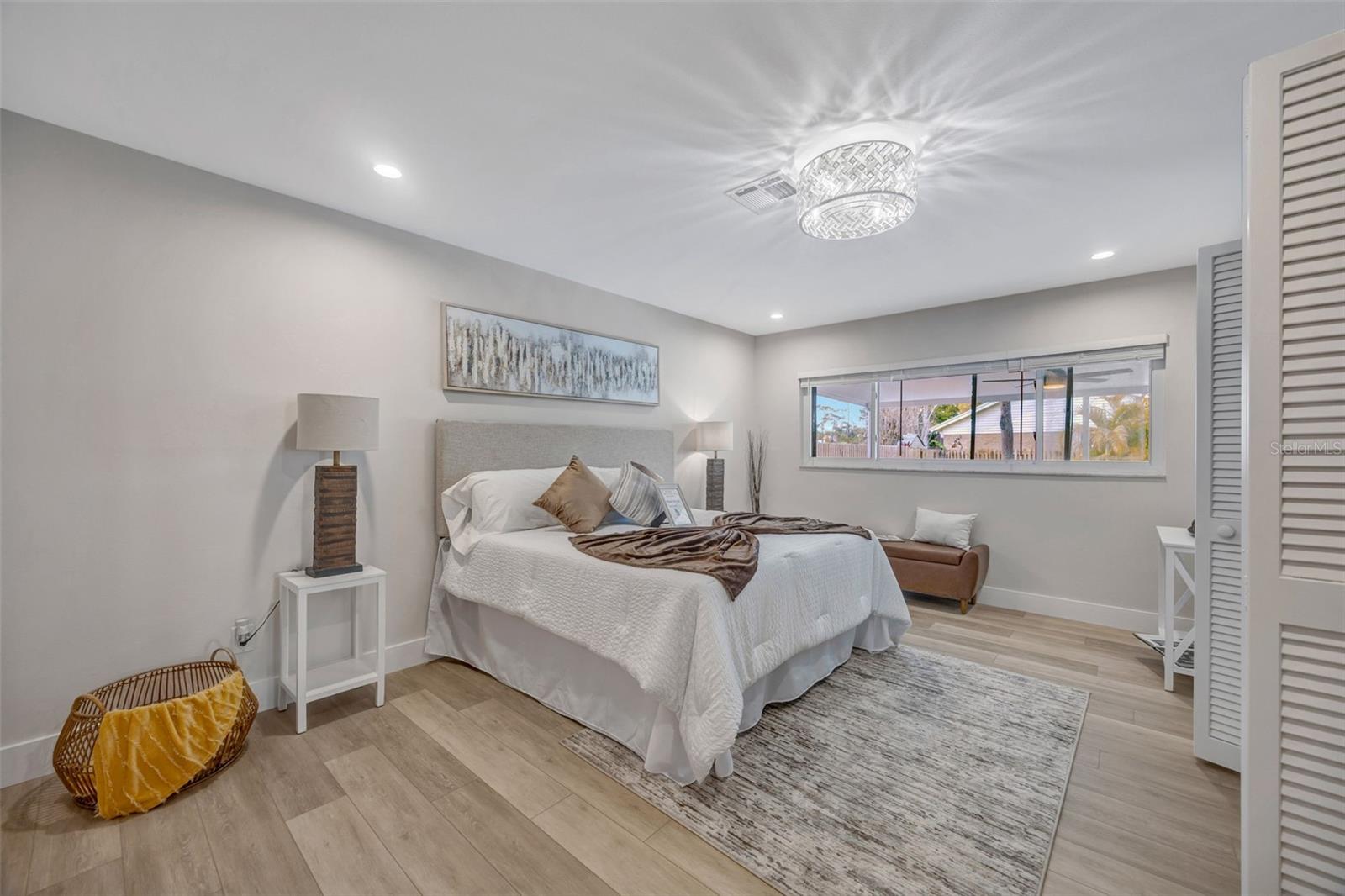 Image 33 of 51 For 10408 Butia Place