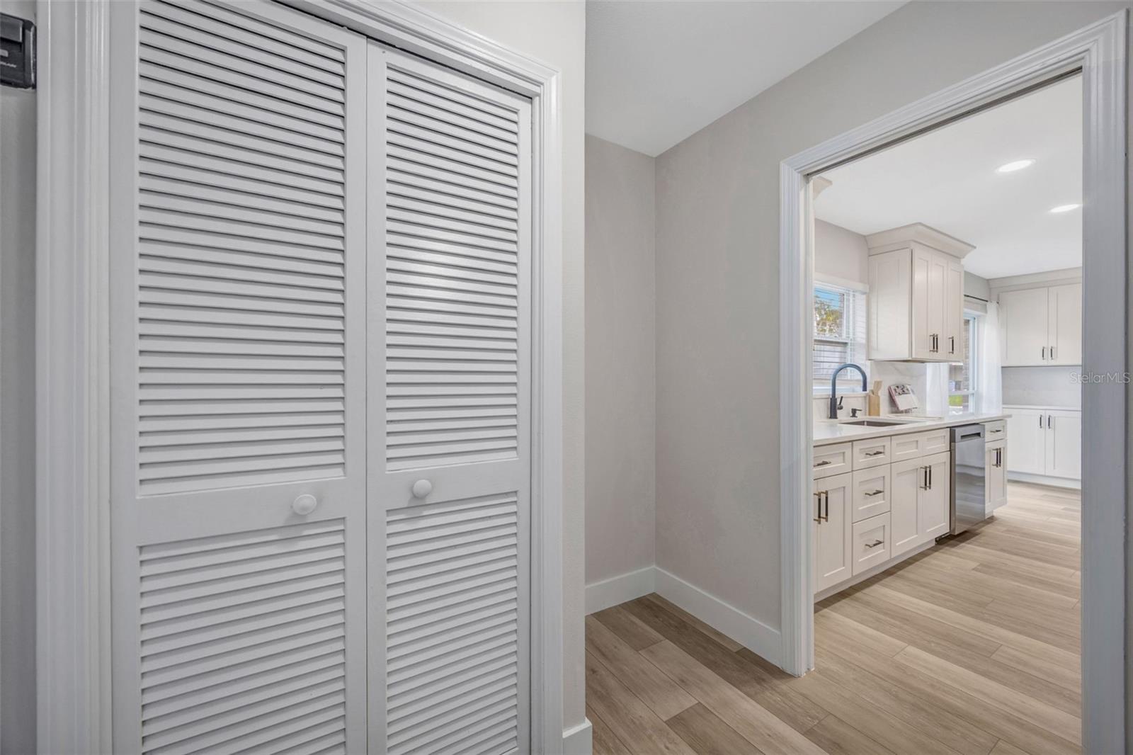 Image 40 of 51 For 10408 Butia Place